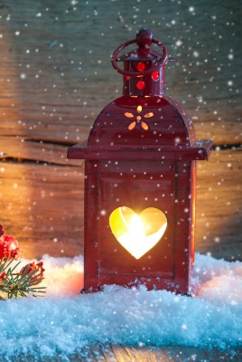 новый год фонарь сердца снег