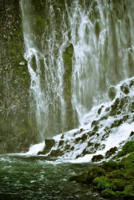 Случайные потоки воды