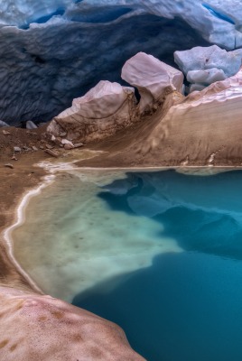 Пещера вода лёд