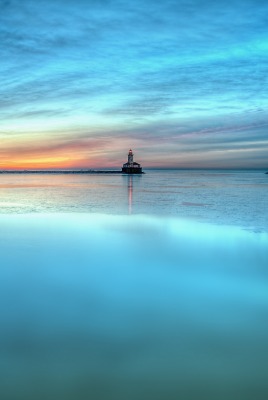 Море маяк закат