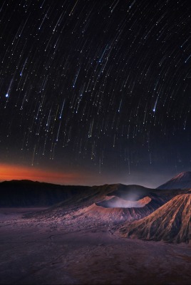 Звезды вулканы горы закат ночь