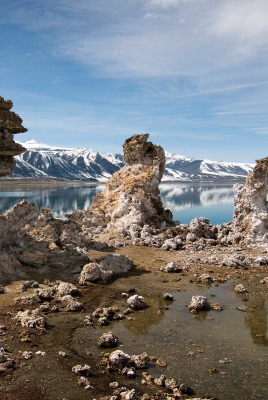 скалы море горы