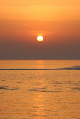 закат горизонт море катер