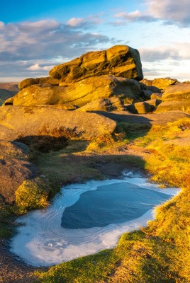 камни лужа горизонт долина