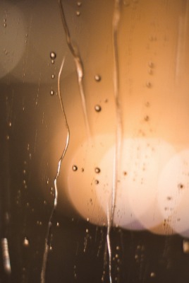 стекло капли блики дождь