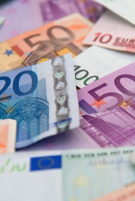 деньги евро купюры