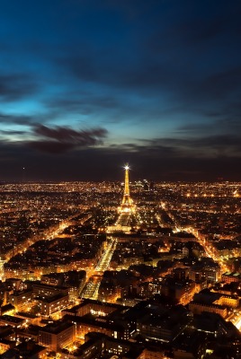 ночной Париж
