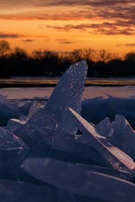 лед глыбы льдины на закате