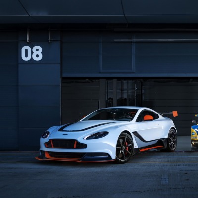 спортивный автомобиль aston martin gt3 sports car