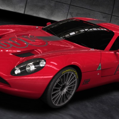 красная Alfa Romeo