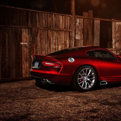 красный спортивный автомобиль Dodge Viper GTS red sports car
