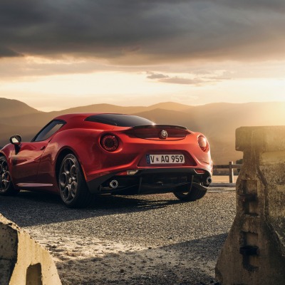 alfa romeo 4c красный автомобиль red car