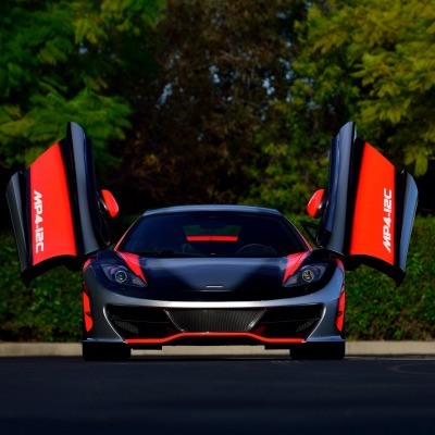 спортивный автомобиль MCLAREN MP4-12C