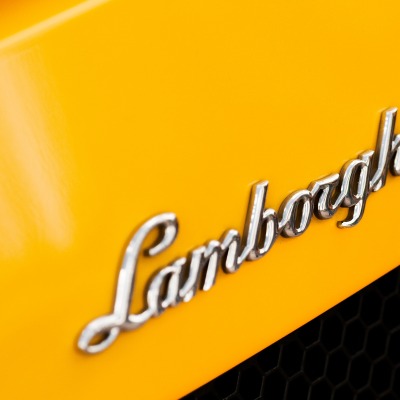 Lamborghini надпись