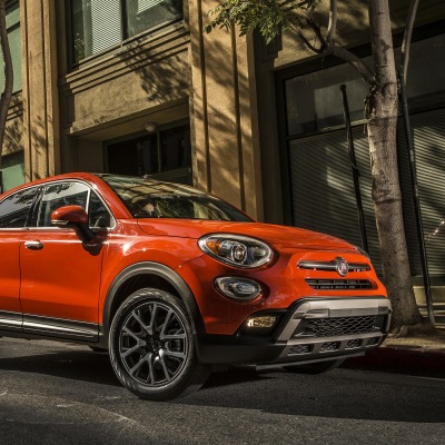 Fiat 500X кроссовер красный