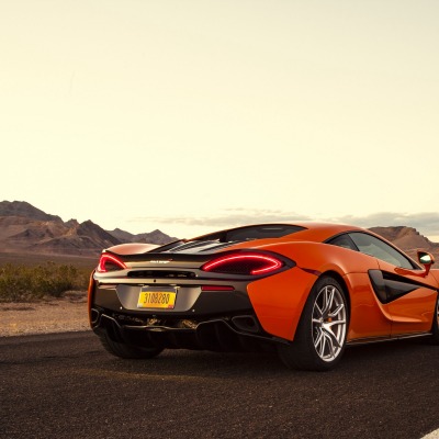 McLaren дорога горы небо