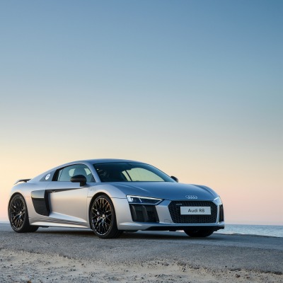 Audi R8 море берег песок