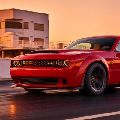 Dodge Demon купе дорога