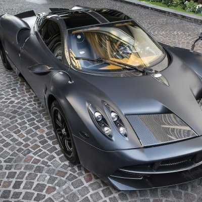 pagani huayra спорткар вид сверху