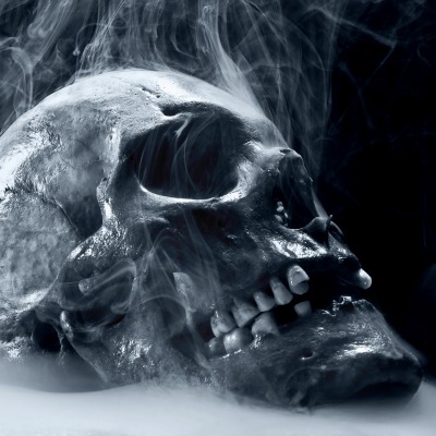 череп дым курение