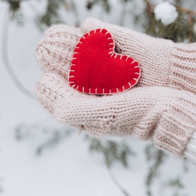 варежки рукавицы сердце зима