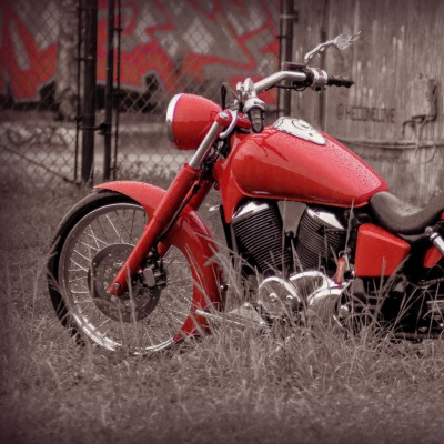 красный ретро мотоцикл