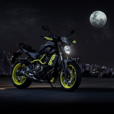 Yamaha спортбайк луна ночь город