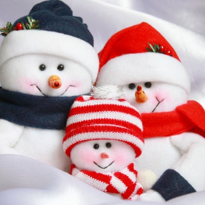 снеговики игрушки шапки шарфы