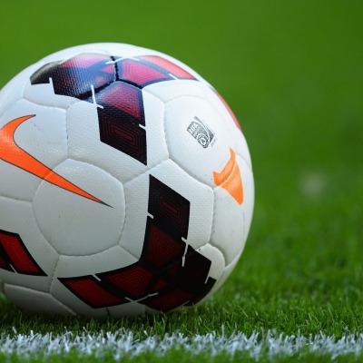мяч футбол газон на траве